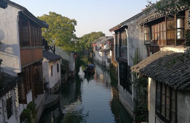 Zhouzhuang Water Town Private Day Tour from Shanghai with Boat Ride