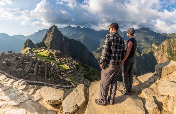 5 Day - Tour to Machu Picchu Traditional - Group service