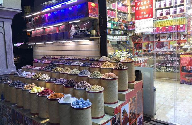 Dubai Spice, Gold, and Textile Souks Tour.