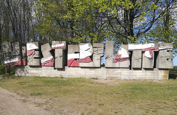 Westerplatte private tour led by Expert-Guide (door to door)