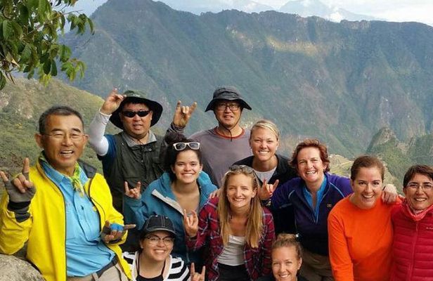 Classic Inca Trail to Machu Picchu 4 days