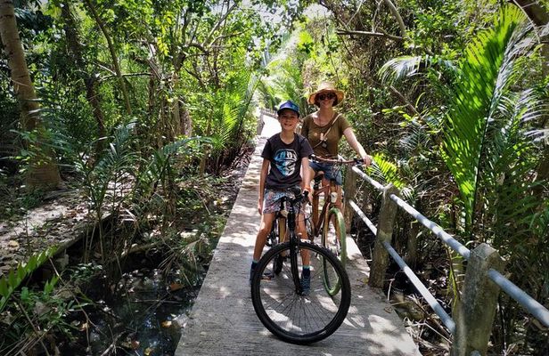 Family Bicycle Tour in the Green Oasis of Bangkok on Bamboo bikes
