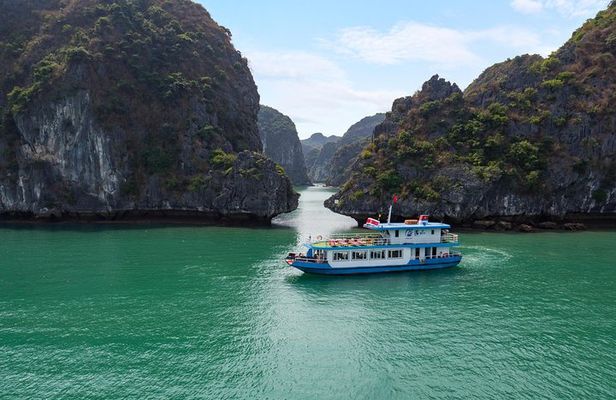 Luxury Day Trip Visit Halong Bay and Lan Ha Bay (8Hours)