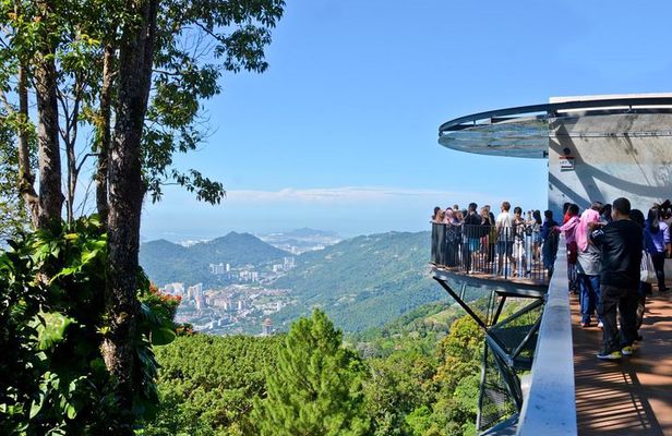 Georgetown Famous Landmarks : Penang Hill(Fast Lane) & Kek Lok Si