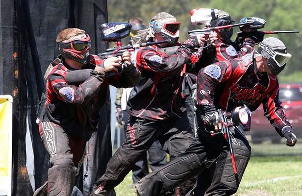 Paintball Krakow 200 bullets + private roundtrip transfer! :)