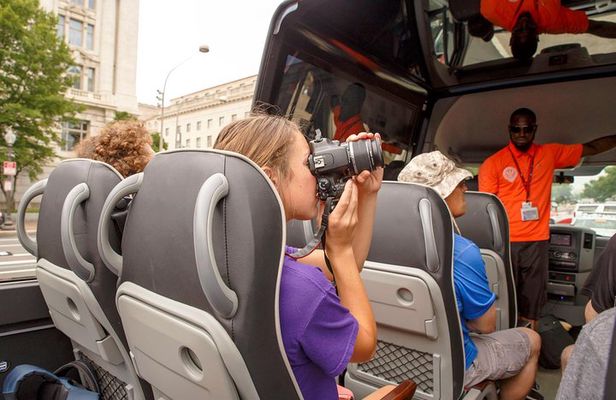 Glass-Top or Open-Top National Mall Bus Tour Plus Seasonal Cruise