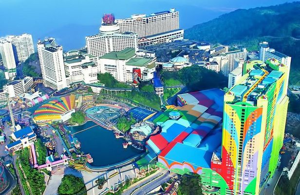 Genting Highland Day Trip & Batu Caves Temple Tour (8Hrs)