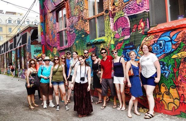 Toronto Graffiti Alley Street Art Walking Tour with an Expert