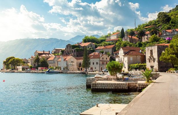 Montenegro Private Tour from Dubrovnik: Kotor & Perast