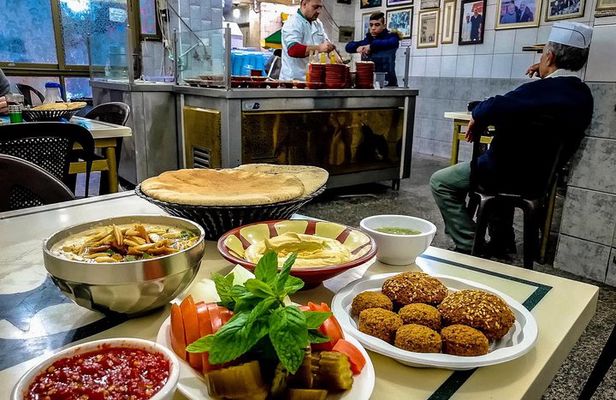 Private Street Food and Walking Tour Amman Downtown