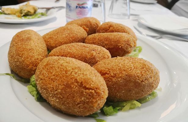 Rome Jewish Ghetto Food Experience: 3-Course Dinner with Wine
