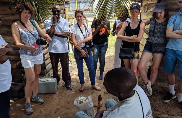 Alternative City Tour 