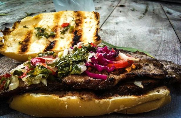 Private Walking Tour & Argentinian food Tour San Telmo