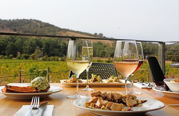 Private Tour: Yarra Valley Wineries with Wine Tastings