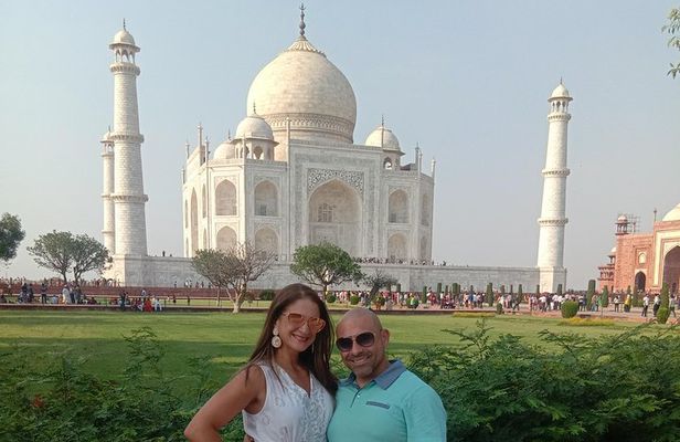Taj Mahal Same Day Trip From Delhi