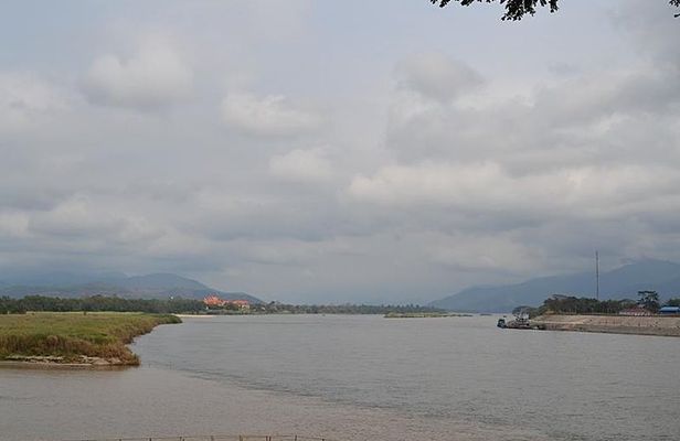 Chiangrai Round Trip Classic Tours 3 Days 2 Nights