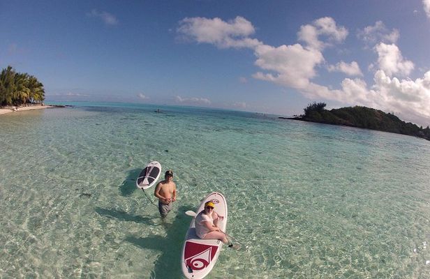 Stroll out of time on the lagoon of Bora Bora