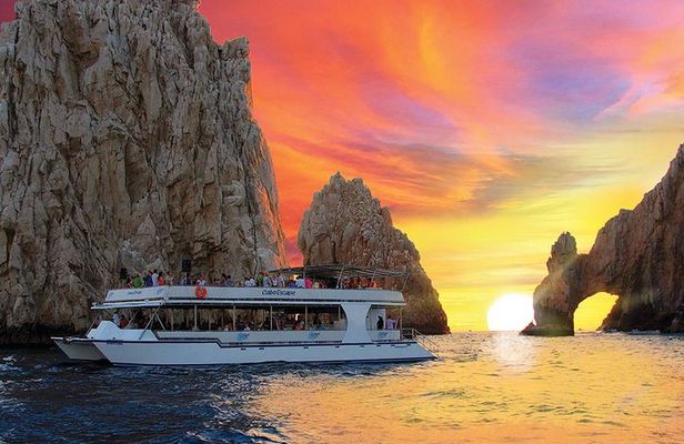 Cabo San Lucas Sunset Dinner Cruise with Open Bar