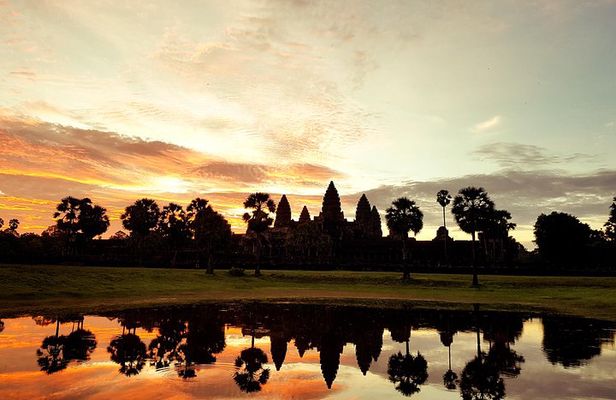 1day Private tour, Angkor sunrise,all main temples, Banteay srei