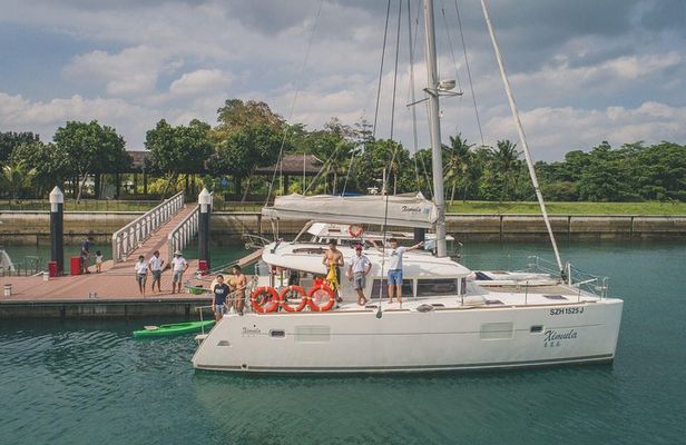 Singapore Sunset and Moring Cruise On A Luxury Catamaran