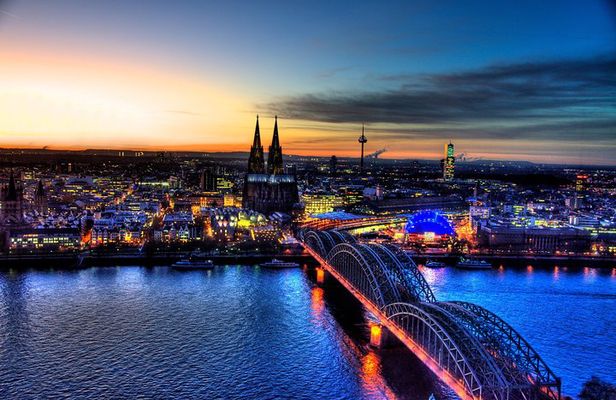 Roman City of Cologne: Day Trip from Amsterdam Christmas market