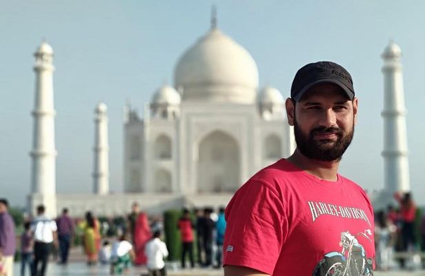 Same Day Delhi Agra Delhi Tour by private Car