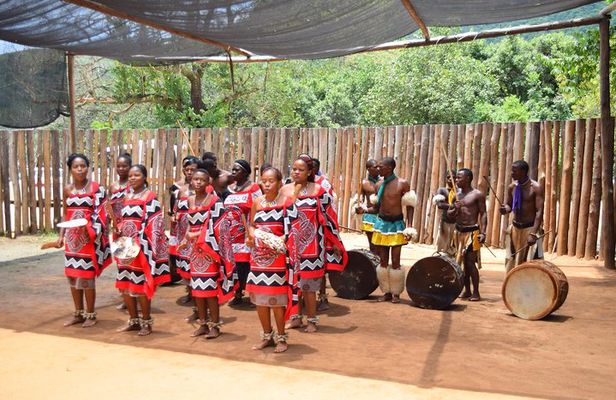 Full-day Tour of Eswatini (Swaziland) (Min. 2 pax)