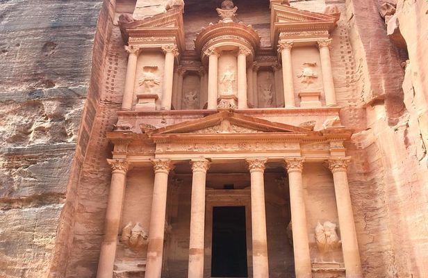 2 Day Tour to Petra and Wadi Rum from Tel Aviv