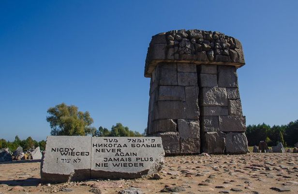 Treblinka Concentration Camp, Heartbreaking Tour from Warsaw