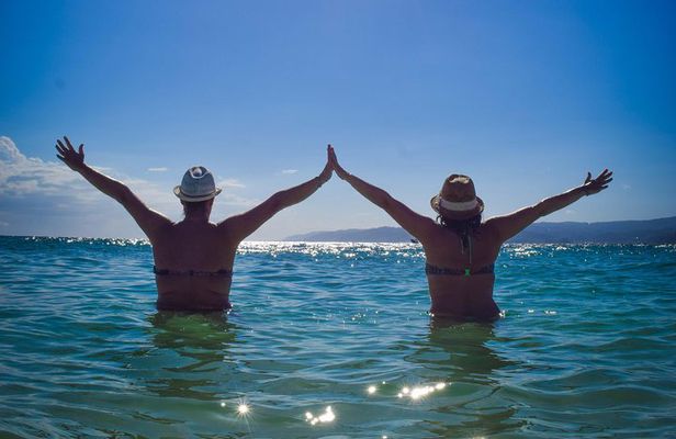 Samana Full-Day Tour with Whale Watching and Horse Riding