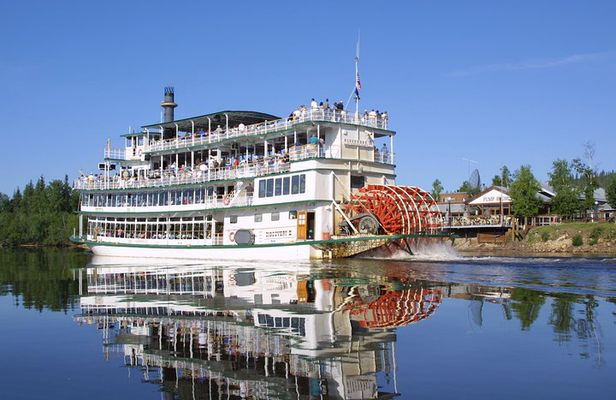 Riverboat Discovery Tour