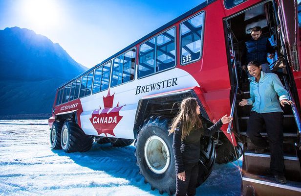 Columbia Icefield Tour with Glacier Skywalk