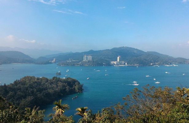 Two-day Sun Moon Lake & Alishan Forest Park Tour Package