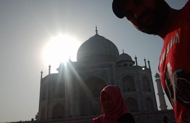 Delhi Agra Delhi Tour Sunrise Taj Mahal with Private Car