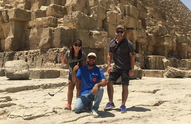 Full day tour Giza,Saqqara,Memphis private tour