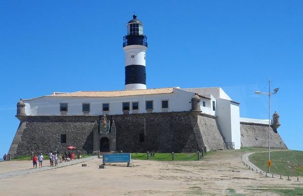 Salvador Upper City tour - discover the World Heritage Site of Salvador.
