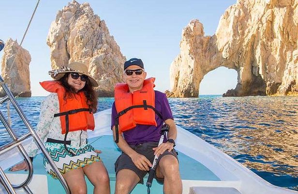 Cabo San Lucas city tour and amazing sea adventure to Lands End!