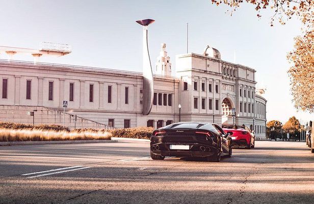 40-min Barcelona Old Urban F1 Circuit Supercar Tour