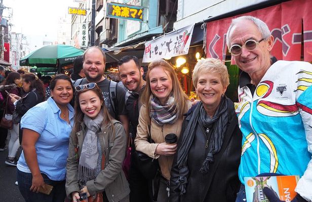 Tokyo Tsukiji Fish Market Tour and Sushi Making Lesson