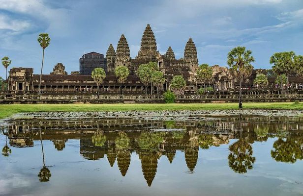 2 Days Discover Angkor Wat Complex and Cambodia's Villages Tours