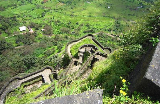 Lonavala - Hill Station Tour From Mumbai