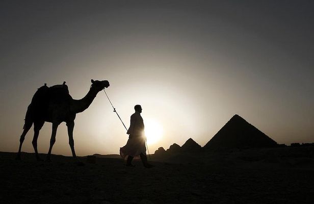 Giza Pyramids, Sakkara, and Memphis American Agent with A/C Private car