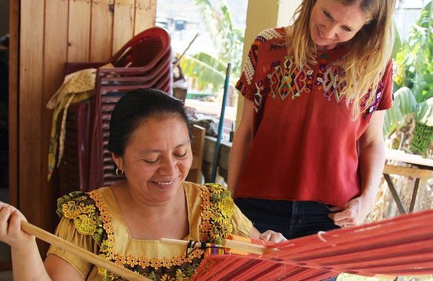 Teixchel Weaving Workshop