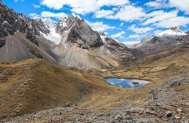 Ausangate Sibinacocha Trek (6 days 5 nights)