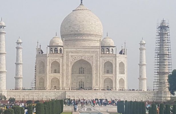 4 Night 5 Days Golden Triangle (Delhi-Agra-Jaipur) Tour