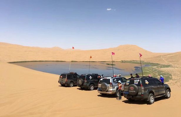 3-Day Private Trip To Badain Jaran Desert From Zhangye