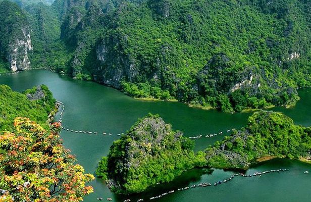 Bai Dinh pagoda & Trang An Grottoes Boating Full Day Trip
