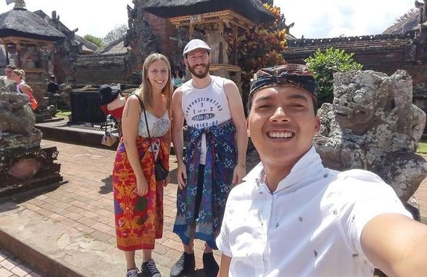 Day Trip: Ubud Monkey Forest, Rice Terrace, Temple and Waterfall