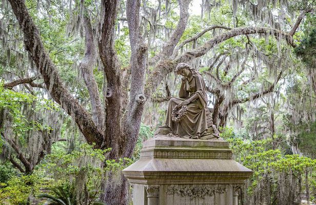 Bonaventure Cemetery & Wormsloe State Historic Site Tour