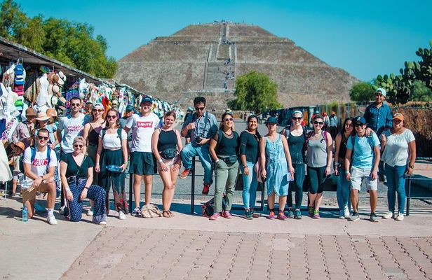 Pyramids of Teotihuacan, Guadalupe Shrine & Tlatelolco Tour